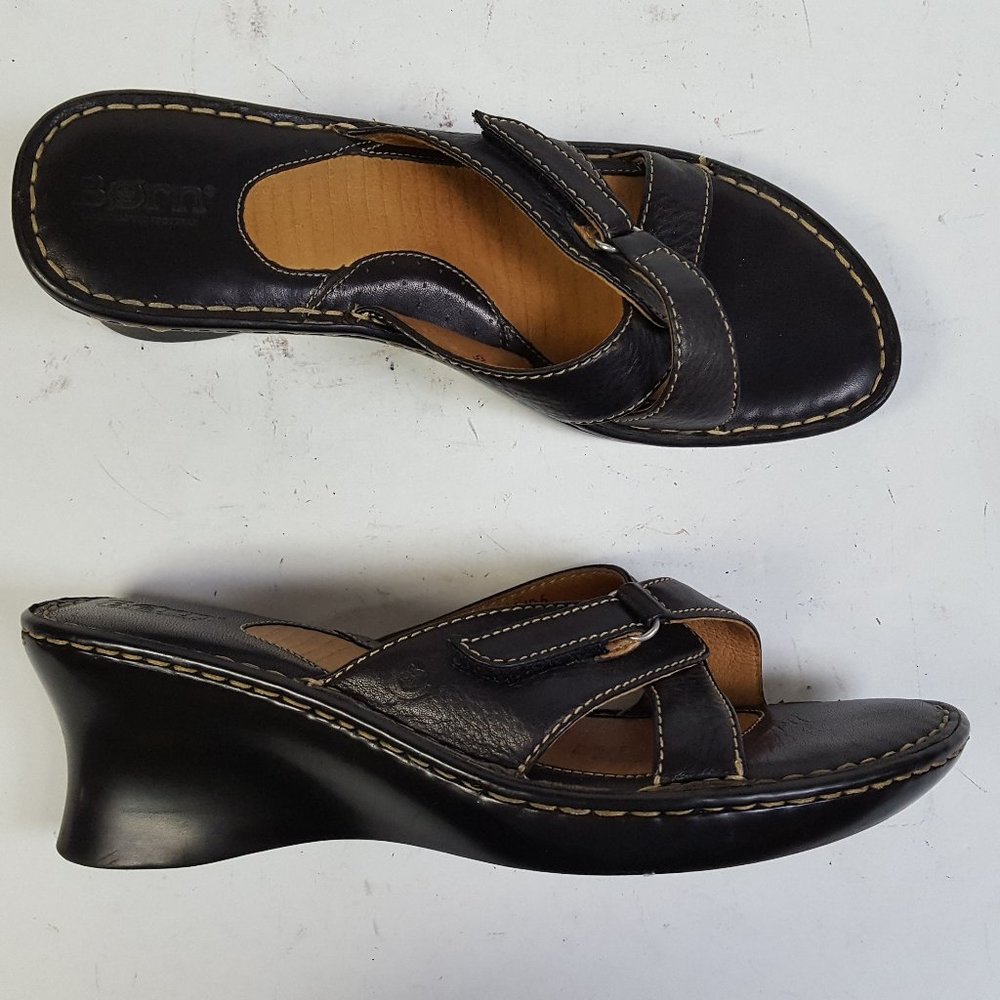Born Dame Black Leather Wedge Heel Strappy Slide